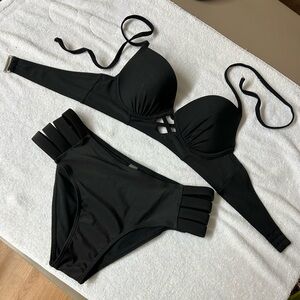 AERO Elegant Black Women's Swimwear Set
